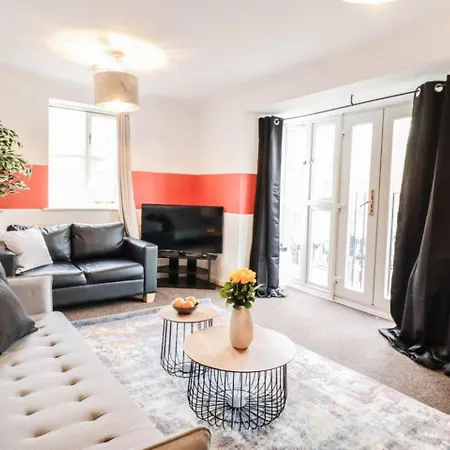 Modern 2Br Flat In Bentley House Apartment London Exterior photo
