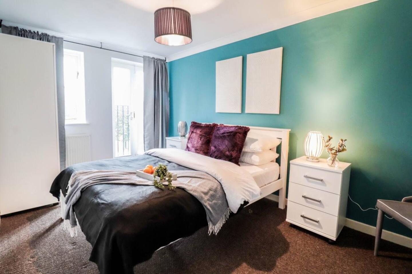 Modern 2br Flat In Bentley House Appartamento *
