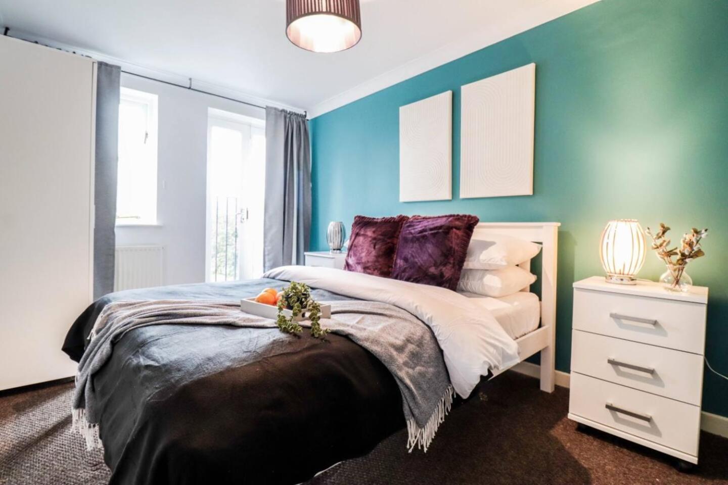 Modern 2br Flat In Bentley House Appartamento Londra